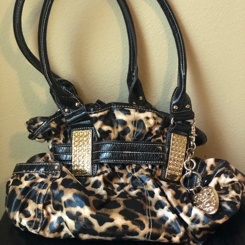 Kathy Van Zeeland cheetah shoulder bag